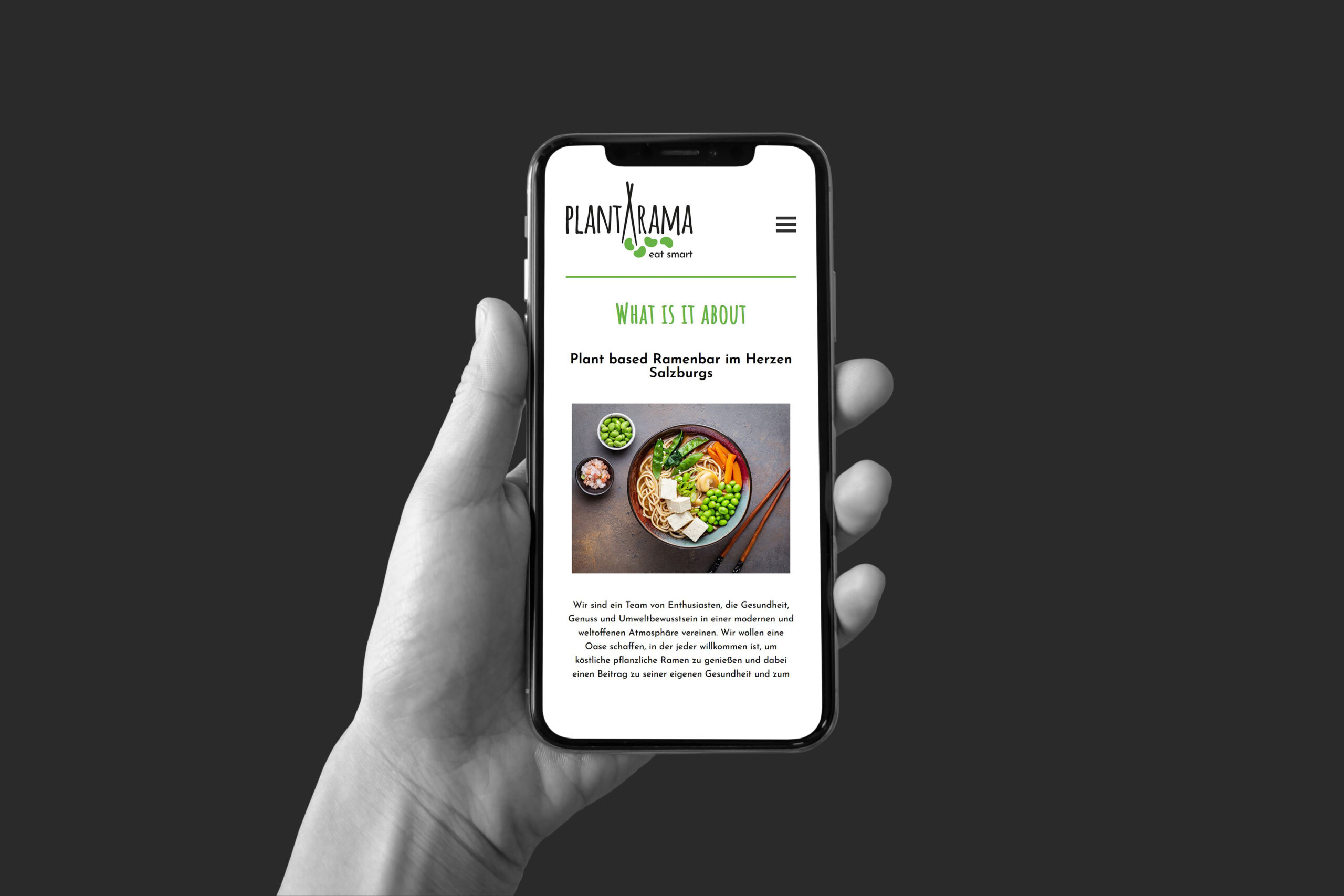 Smartphone das eine mobile Webseite anzeigt